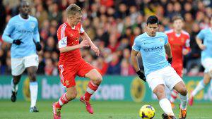 Southampton's James Ward-Prowse (left) and Manchester City's Sergio Aguero battle for the ball