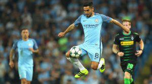 MANCHESTER, ENGLAND - SEPTEMBER 14: Ilkay Gundogan of Manchester City in action during the UEFA Champions League match between Manchester City FC and VfL Borussia Moenchengladbach at Etihad Stadium on September 14, 2016 in Manchester, England. (Photo by Richard Heathcote/Getty Images)