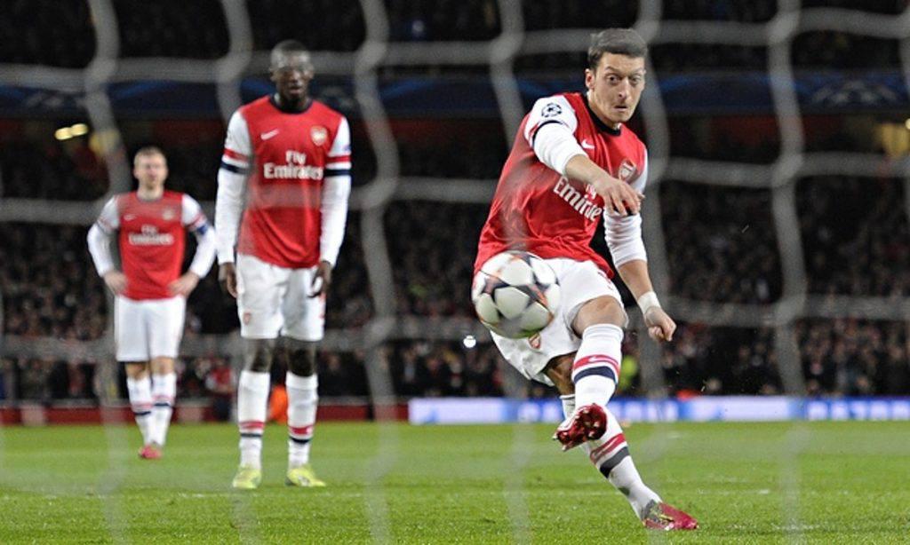 mesut-ozil-arsenal-liverpool-futboltr