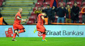 GALATASARAY, ZİRAAT TÜRKİYE KUPASI SON 16 TURU MAÇINDA EVİNDE GAZİANTEPSPOR’U AĞIRLIYOR. KARŞILAŞMANIN İLK YARISI SARI-KIRMIZILILARIN 2-0'LIK ÜSTÜNLÜĞÜ İLE SONA ERDİ. (MEHMET ŞİRİN TOPALOĞLU/İSTANBUL-İHA)