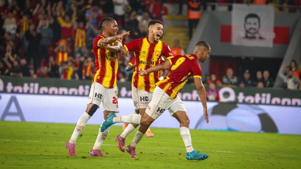 göztepe
