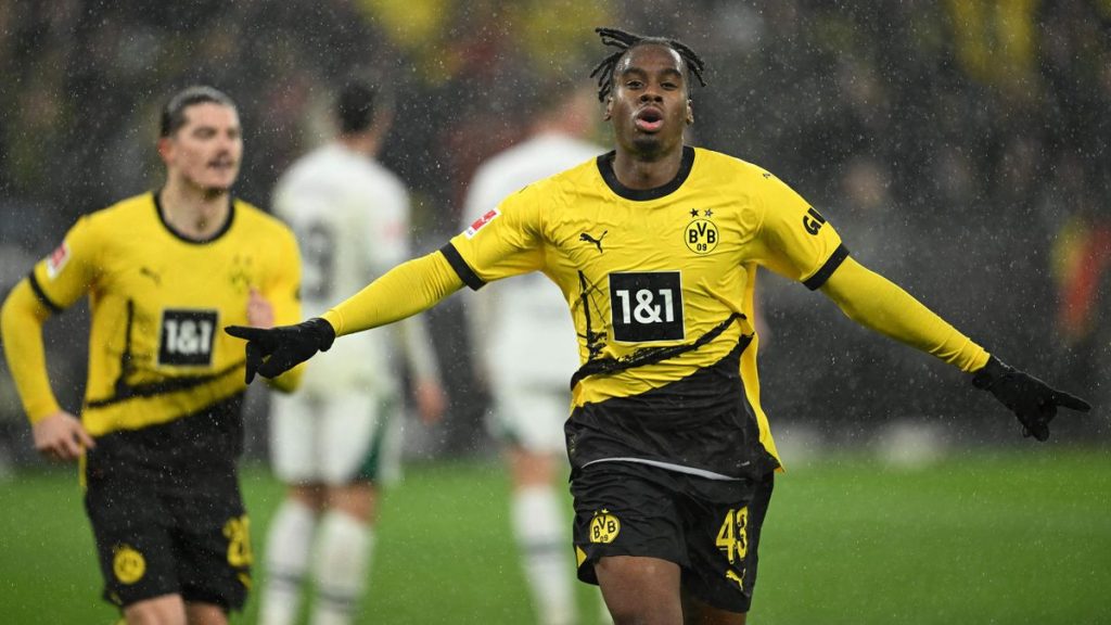 Borussia Dortmund
